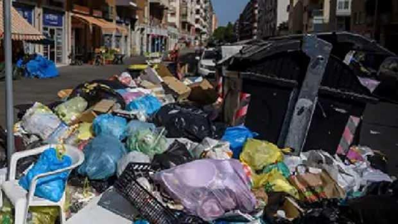 Roma çöp vebasıyla karşı karşıya: UNESCO'dan yardım istendi