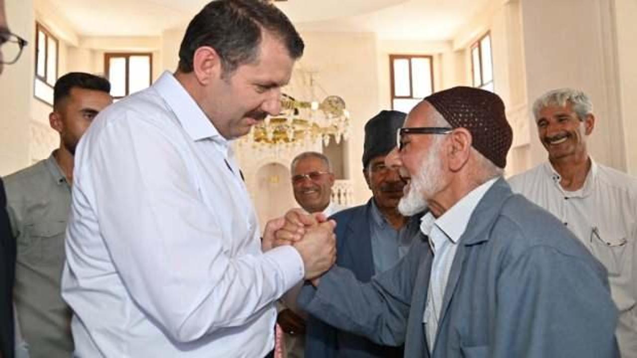 Şanlıurfa Valisi Ayhan, hafta sonu temaslarını il&ccedil;elerde s&uuml;rd&uuml;r&uuml;yor   