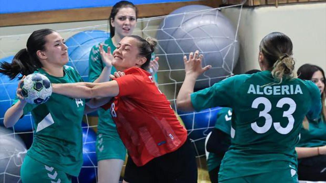 A Milli Kadın Hentbol Takımı, hazırlık maçında Cezayir'e mağlup oldu