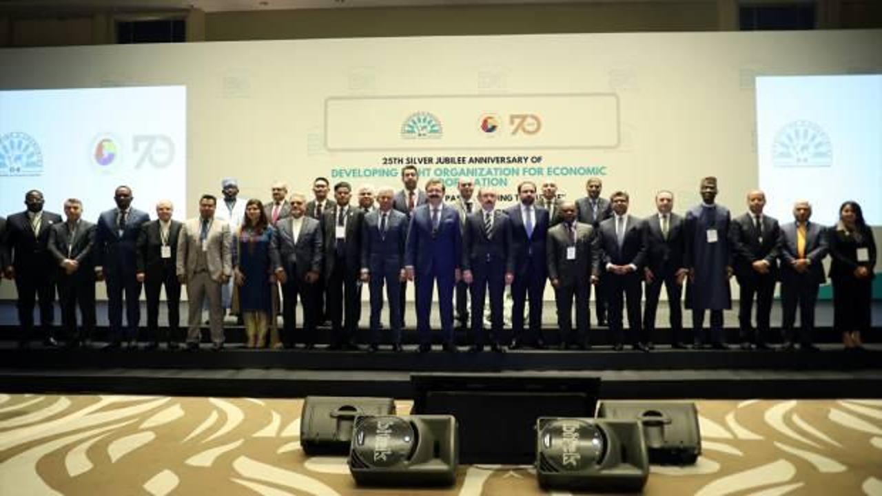 D-8 Yatırımı Forumu'nun 25. yıl resepsiyonunda Türkiye detayı