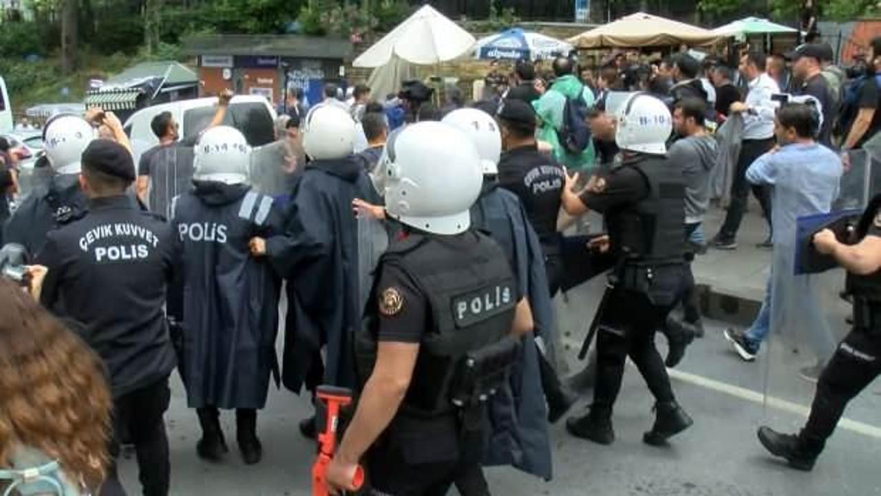 Kadıköy'de izinsiz yürüyüş yapmak isteyen şüphelilerden 2'si tutuklandı