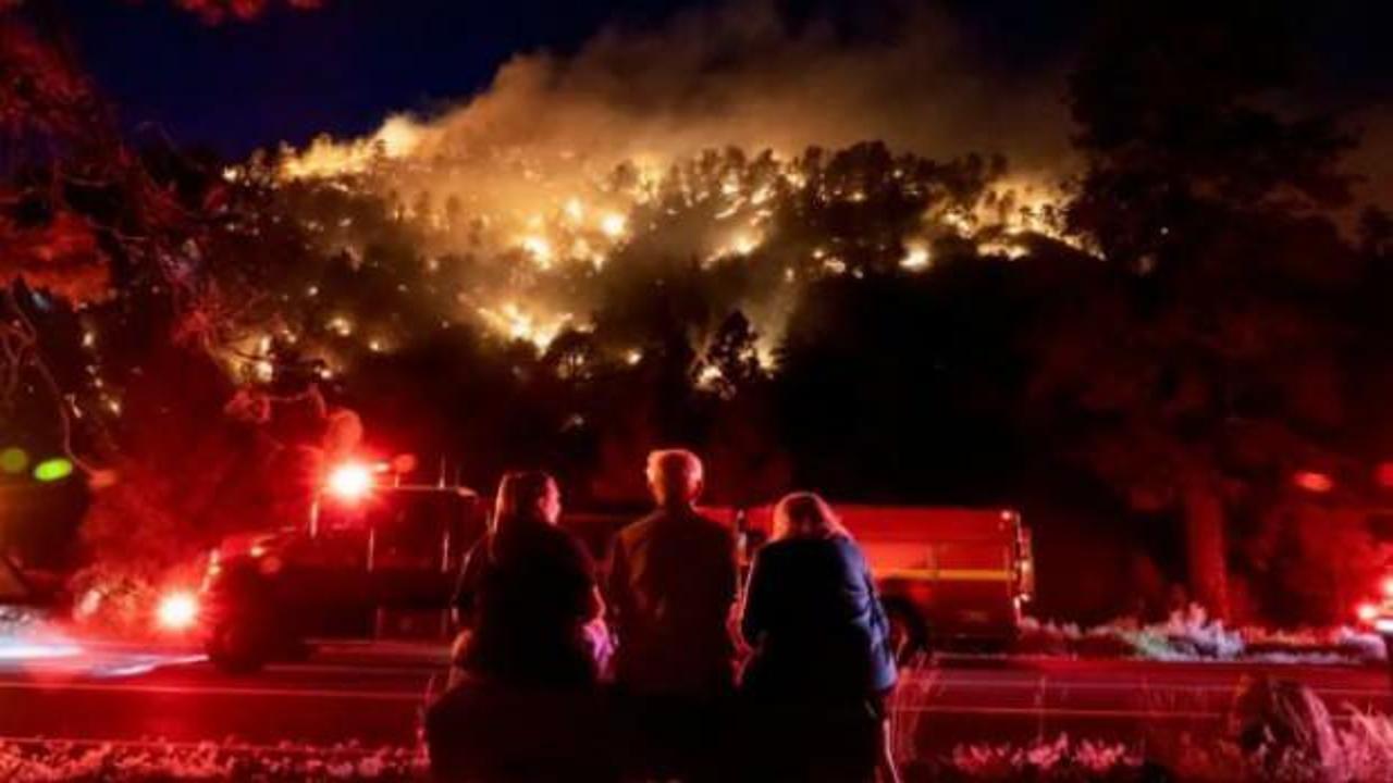 Kalifornia'da orman yangınları nedeniyle 2 bin 500 ev tahliye edildi