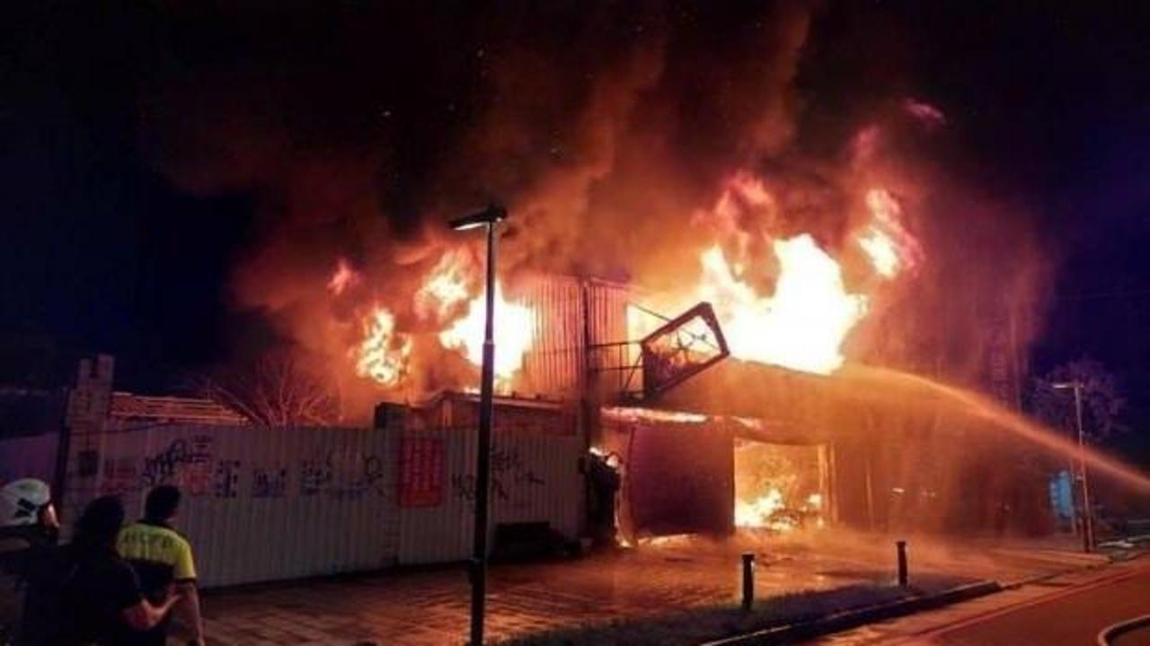 Tayvan&rsquo;da ailesine kızan şahıs evi ateşe verdi: 8 &ouml;l&uuml;