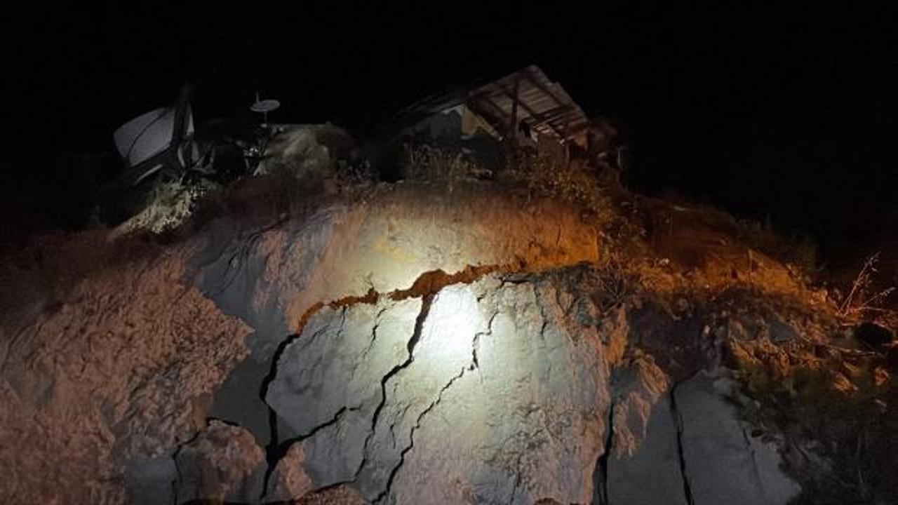 Karabük'te heyelan nedeniyle 5 ev boşaltıldı
