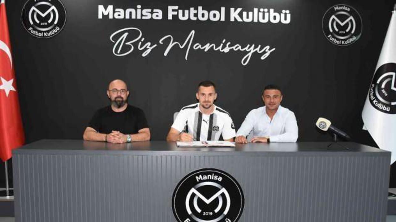 Manisa FK,  Burak Altıparmak'ı transfer etti