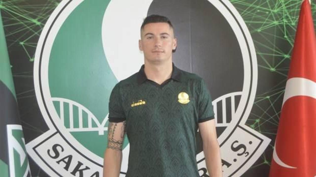 Sakaryaspor, Arnavut futbolcu Odise Roshi ile anlaştı