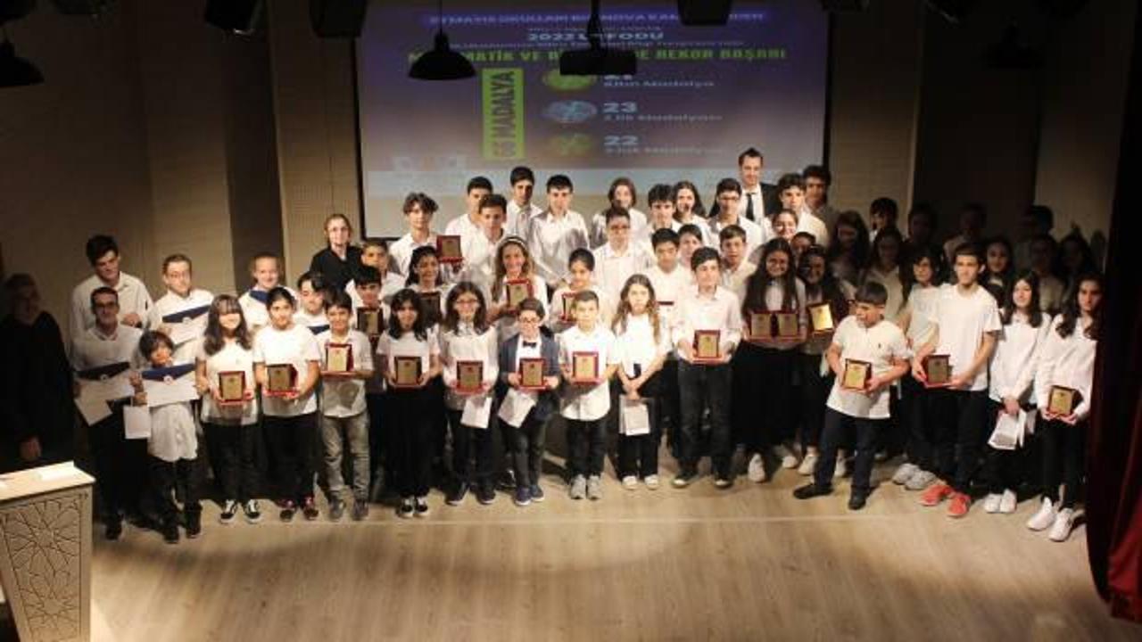 Türkiye Diyanet Vakfı’ndan başarılı öğrencilere ödül
