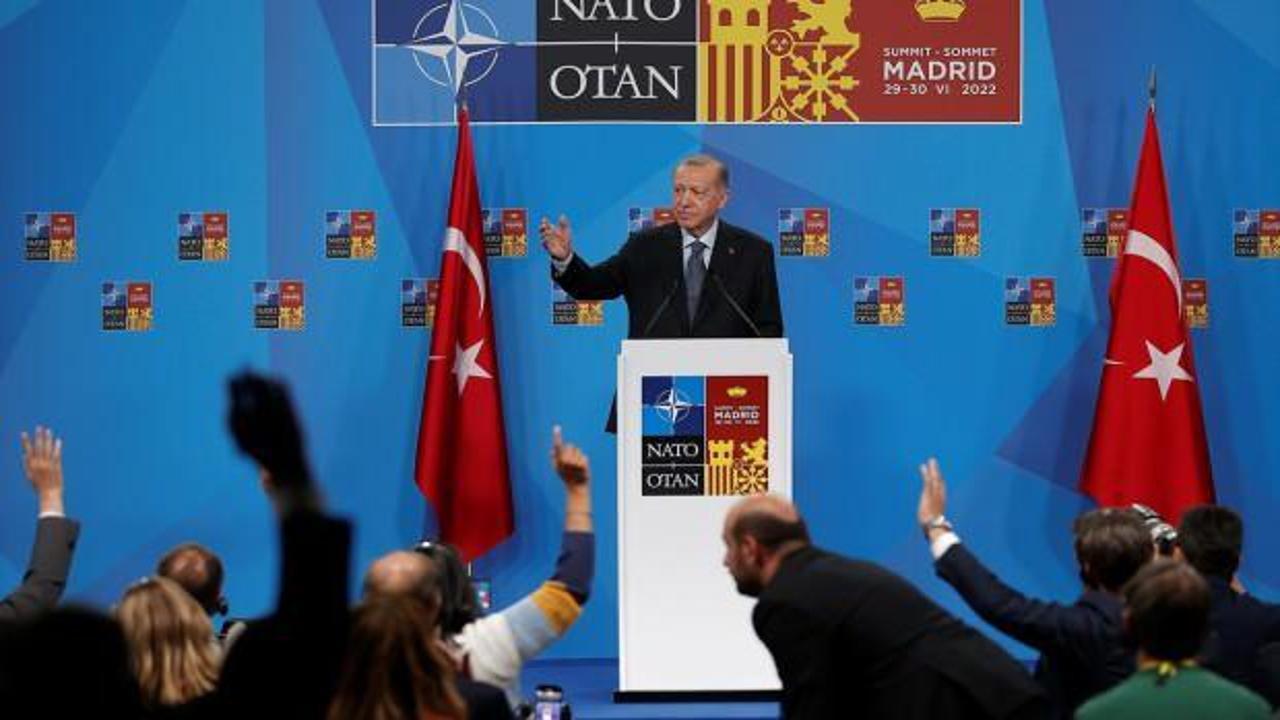 ABD'li gazetecinin Erdoğan şaşkınlığı: Biden ve Johnson gibi soruları &ouml;nceden almadı