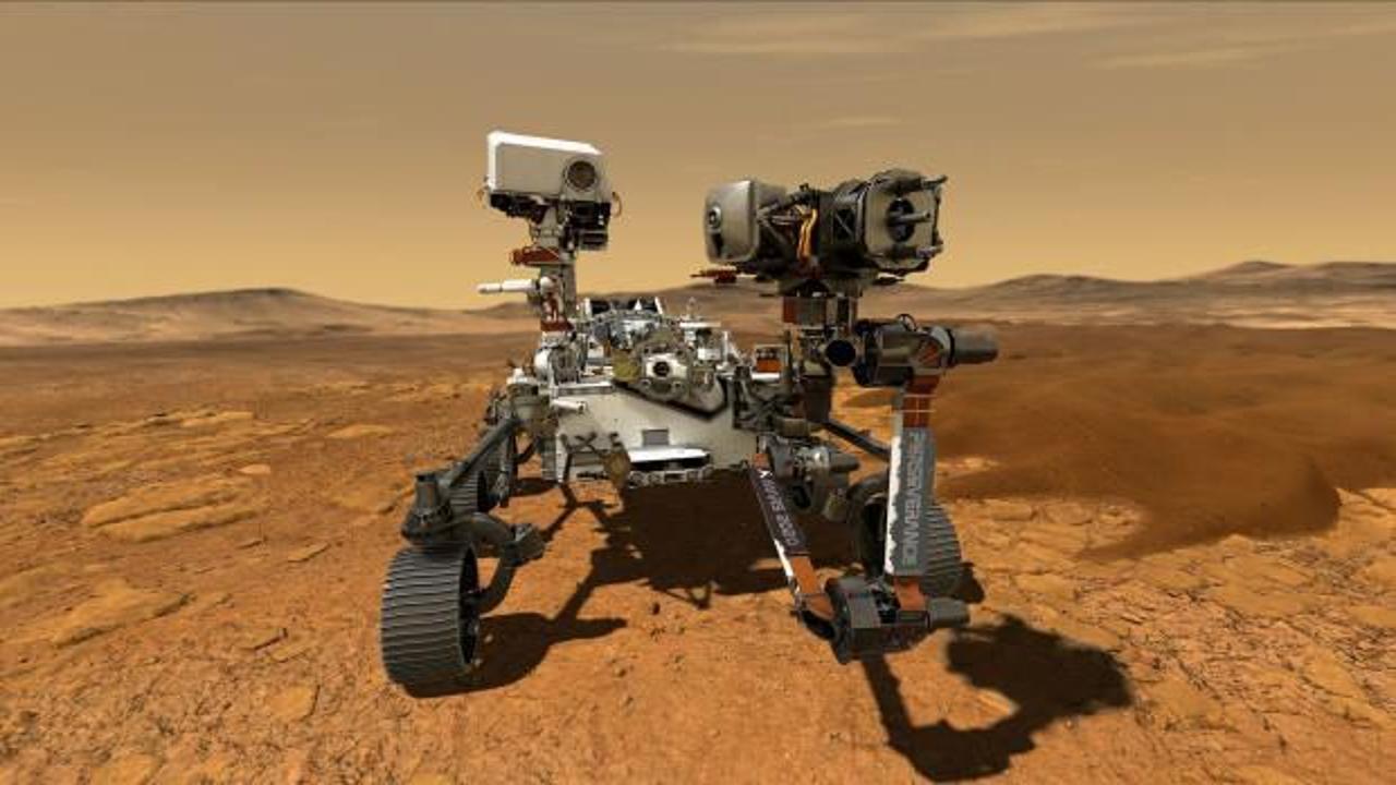 NASA'nın Mars'ta bulunan uzay aracına çakıl taşları çarptı