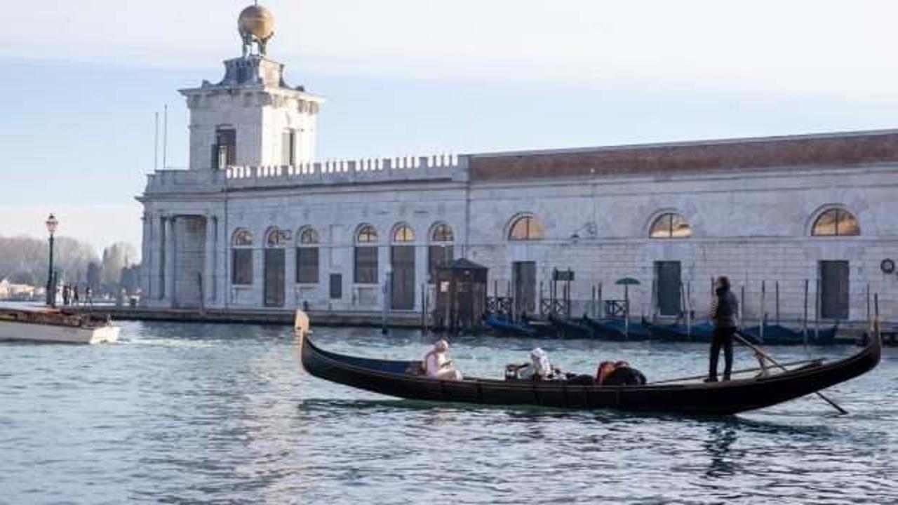 Venedik'te 2023'ten itibaren günübirlik turistlerden giriş ücreti alınacak