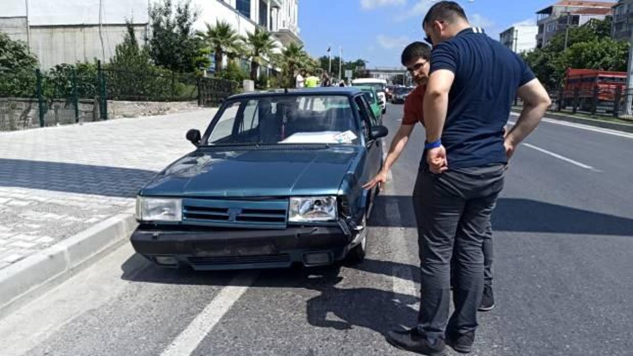 Bafra&rsquo;da kaza! Otomobilin &ccedil;arptığı bisikletli ağır yaralandı   