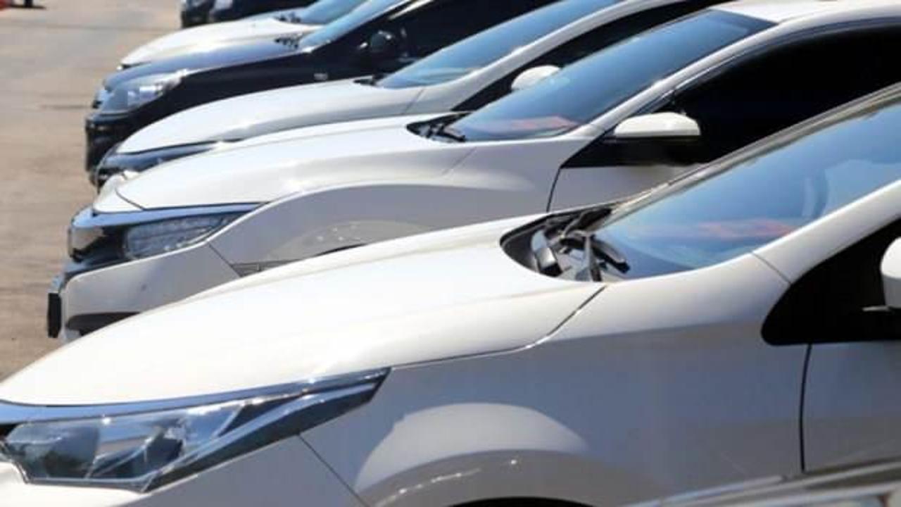 Otomobil fiyatlarında sert yükseliş tüketiciyi ucuz modellere yöneltti