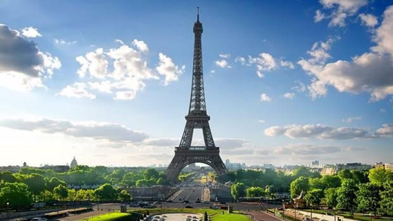 Rapor sızdırıldı! Paris'teki Eyfel Kulesi her an yıkılabilir