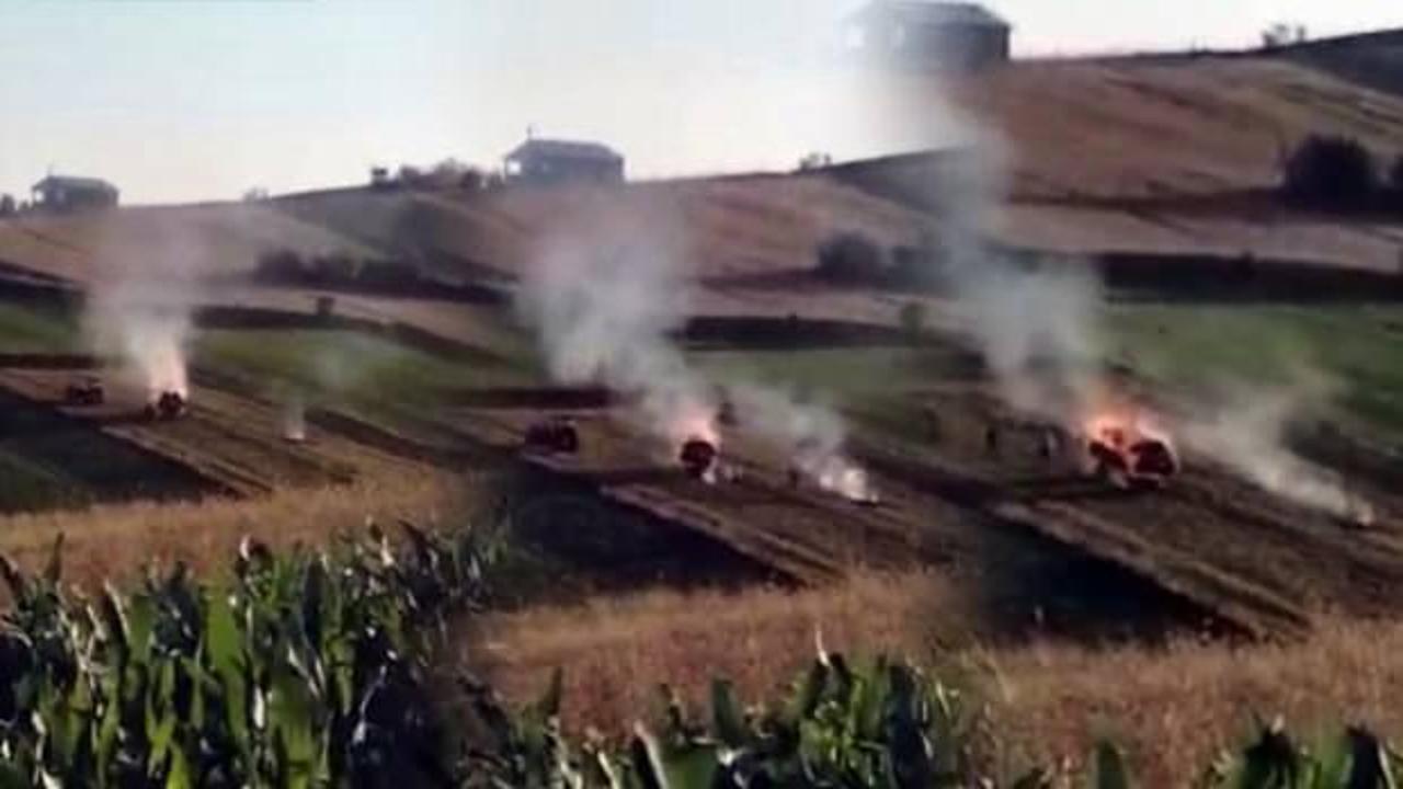 Tarlasındaki &ccedil;&ouml;pleri yakmak isteyince olanlar oldu! Alevler biranda r&ouml;morku sardı 