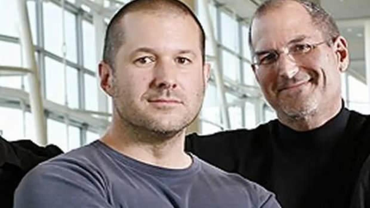 Steve Jobs'tan bu yana iPhone'nun baş tasarımcısı olan Jony Ive Apple'dan ayrıldı
