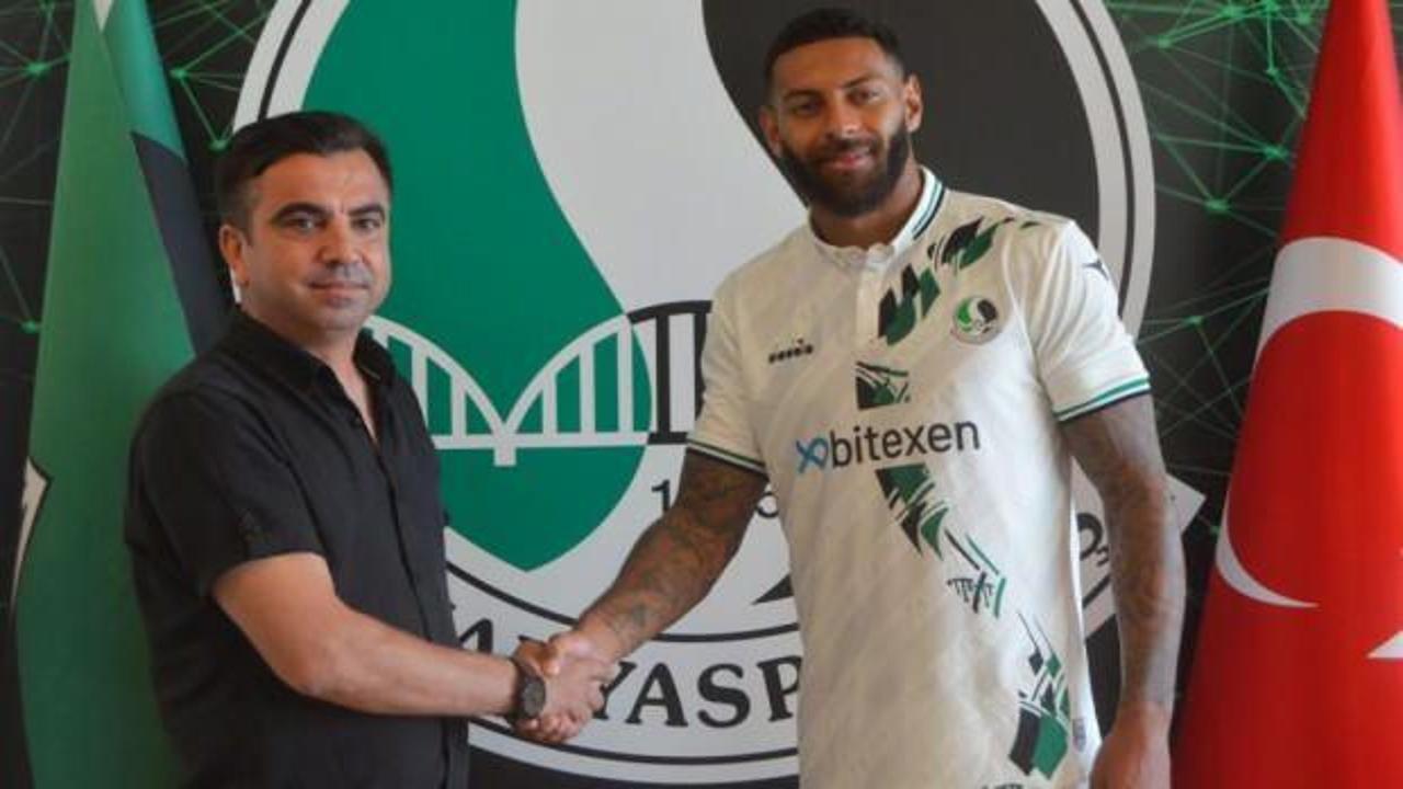 Sakaryaspor, Woolery ile 2 yıllık sözleşme imzaladı