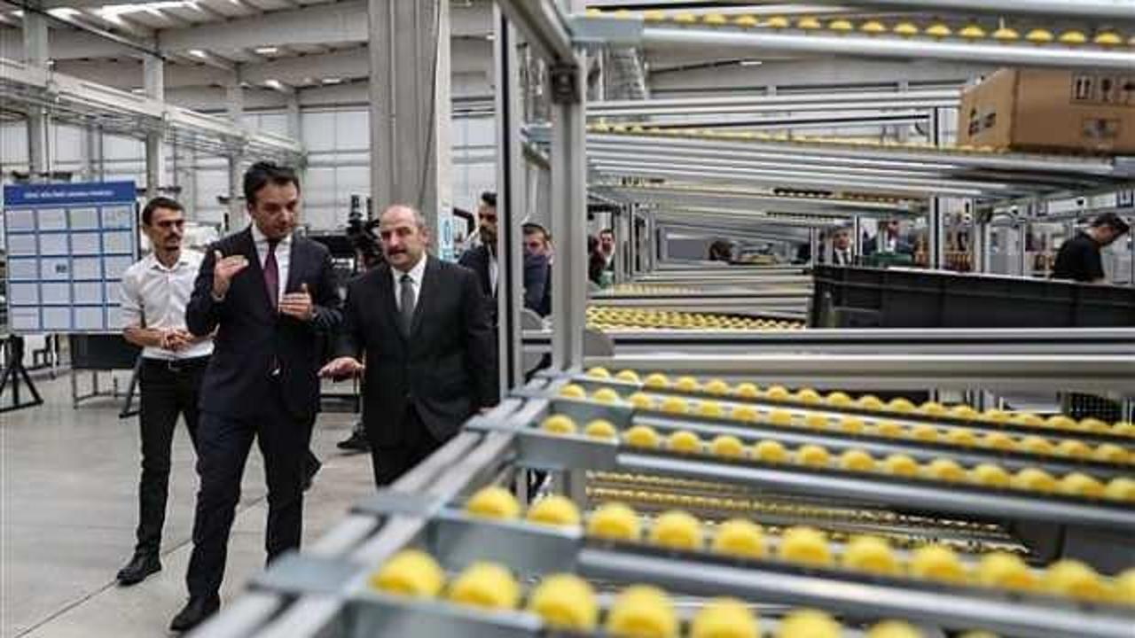Bakan açıkladı: Türkiye güneş panellerinde kullanılan inverteri üretip ihraç ediyor
