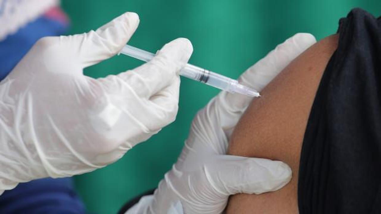 Bilim Kurulu Üyesi Prof. Dr. Özlü: Hemen gidin aşınızı yaptırın