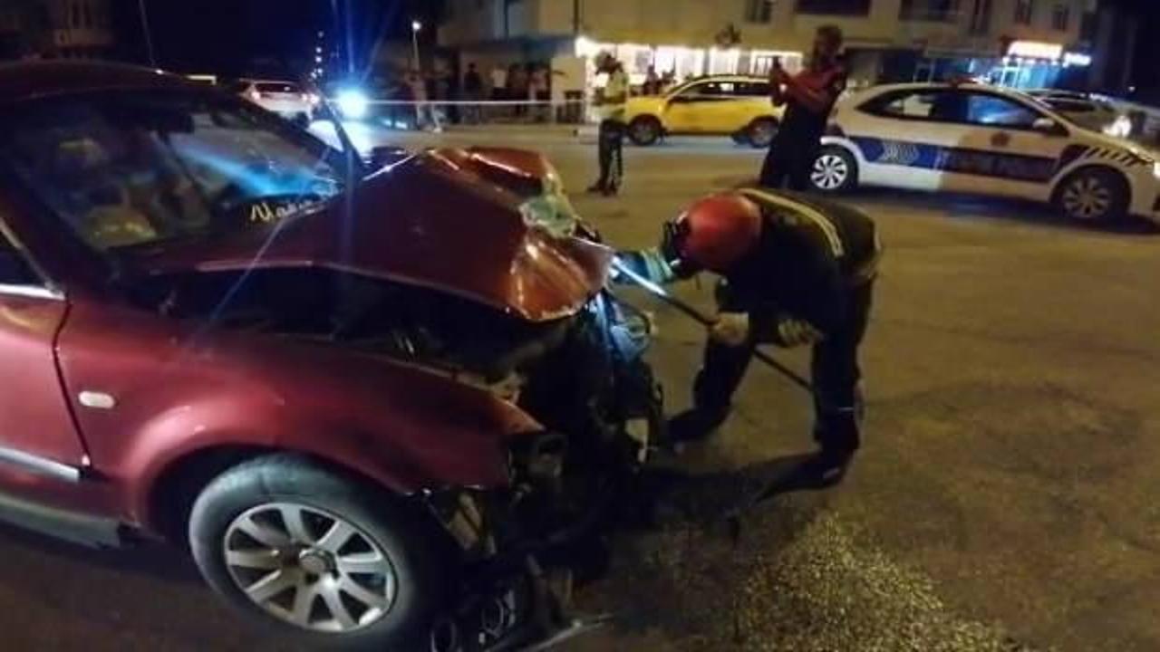 Erzincan'da iki aracın çarpışması sonucu 4 kişi yaralandı