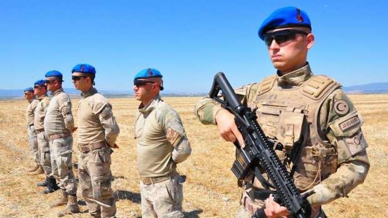 Marmara G&ouml;l&uuml; kurudu! Komandolar n&ouml;bete başladı