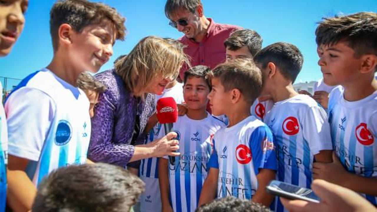 Başkan Şahin, yaz kurslarından yararlanan &ccedil;ocukları ziyaret etti