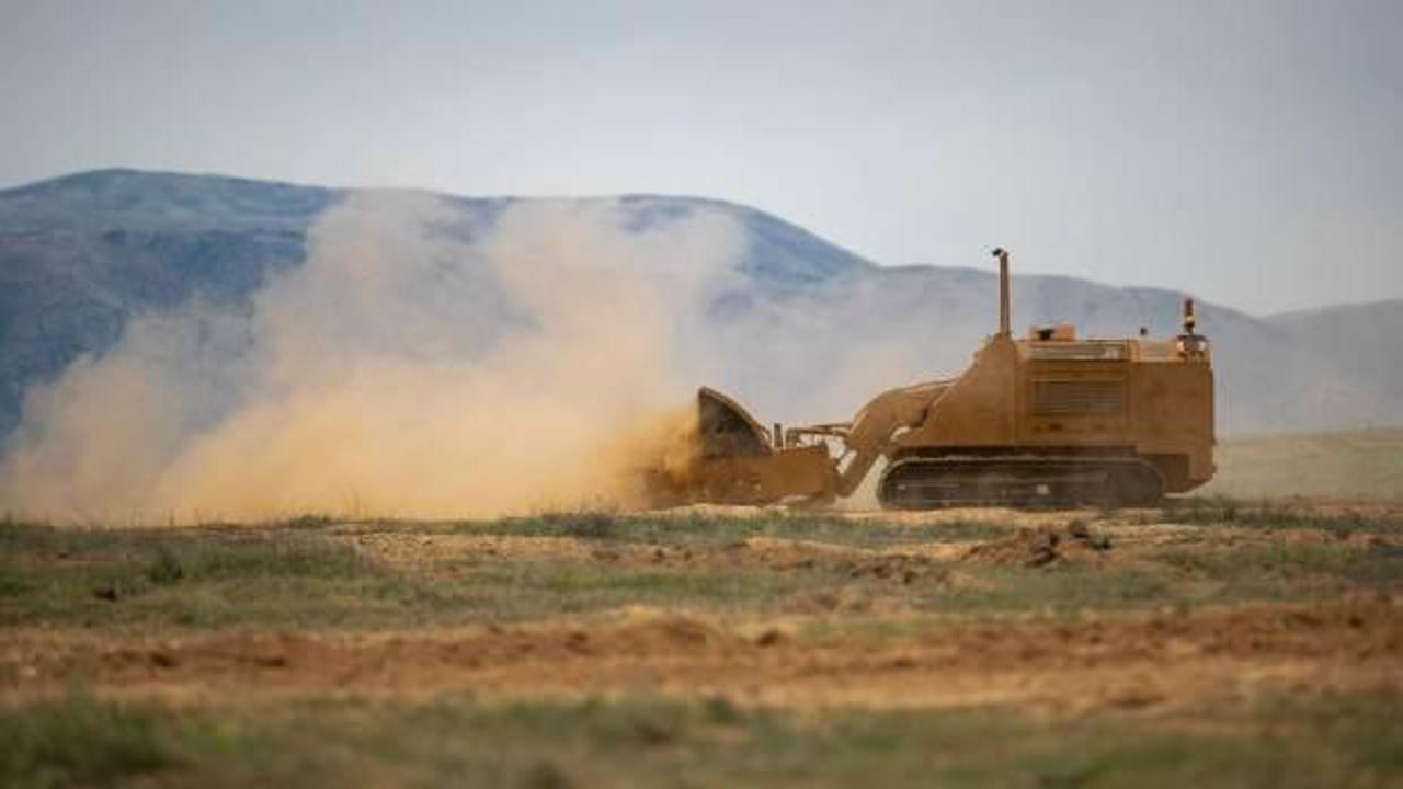 Yerli ve milli imkanlarla &uuml;retilen MEMAT kardeş &uuml;lkeye teslim edildi