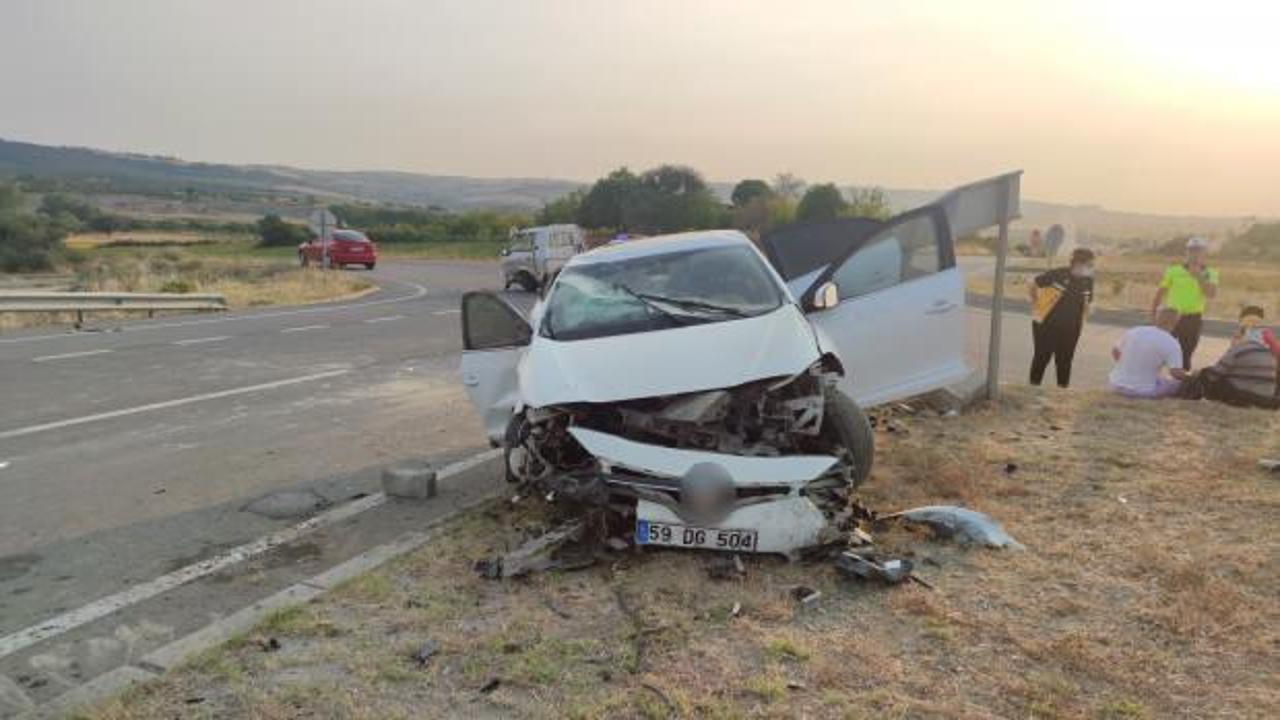 Tekirdağ’da trafik kazası: Ölümden döndüler!
