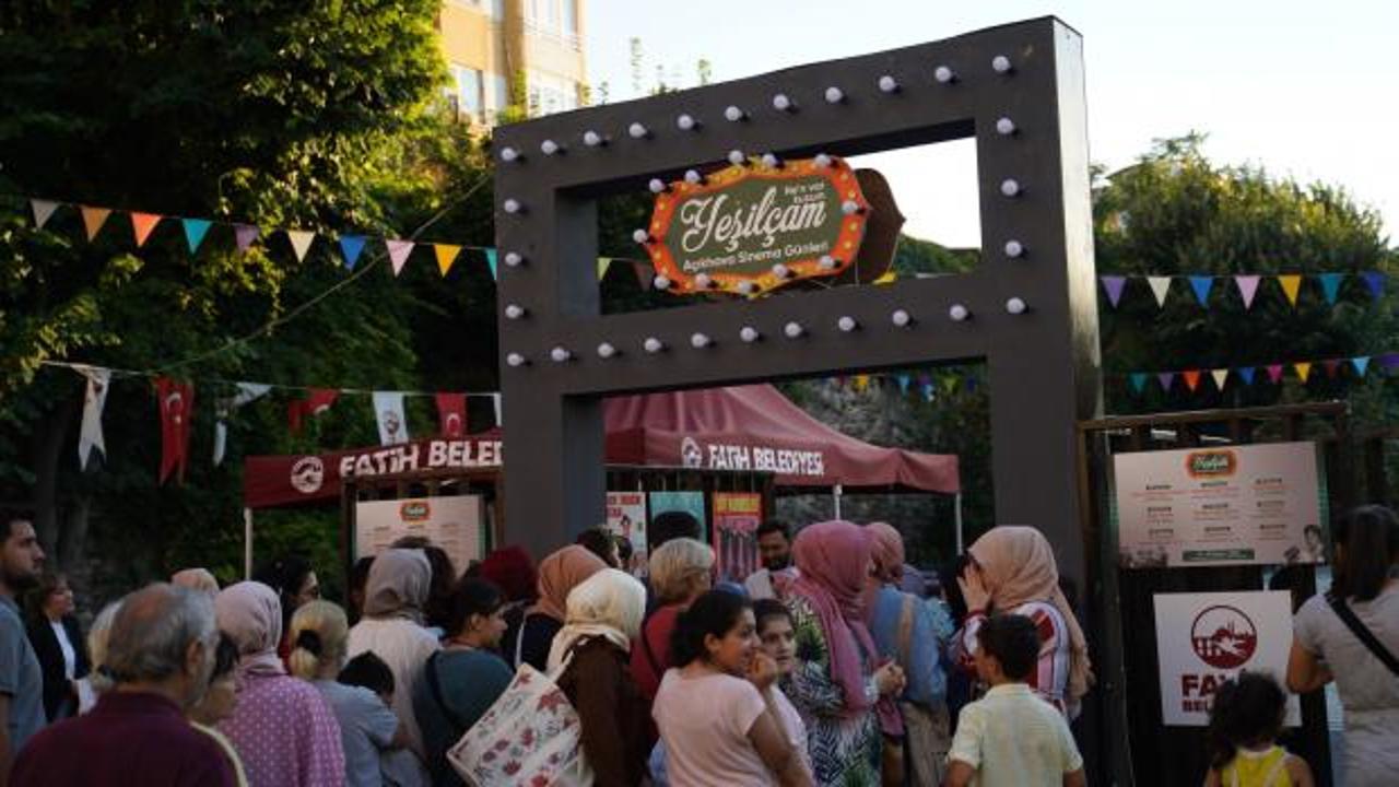 Fatih&rsquo;te Yeşil&ccedil;am A&ccedil;ıkhava Sinema G&uuml;nleri