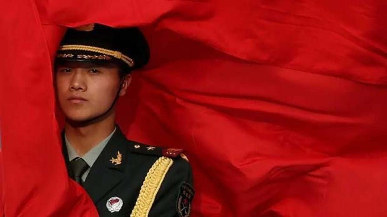 FBI'dan Çin açıklaması: 12 saatte bir soruşturma açıyoruz