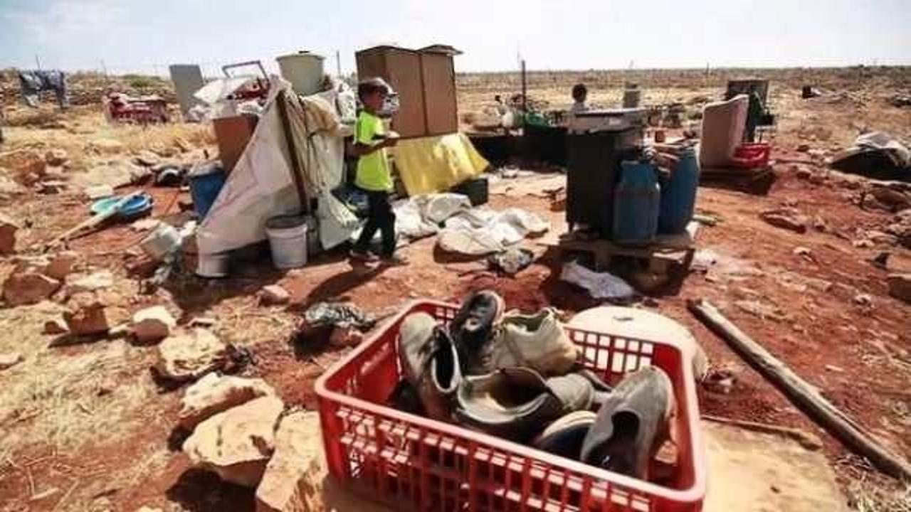Yahudi yerleşimciler Filistinli bedevileri göçe zorluyor