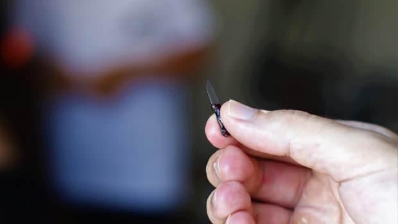 30 yıllık bı&ccedil;ak ustası 4 milimetrelik bı&ccedil;ak yaptı, Guinness'e girmek istiyor 