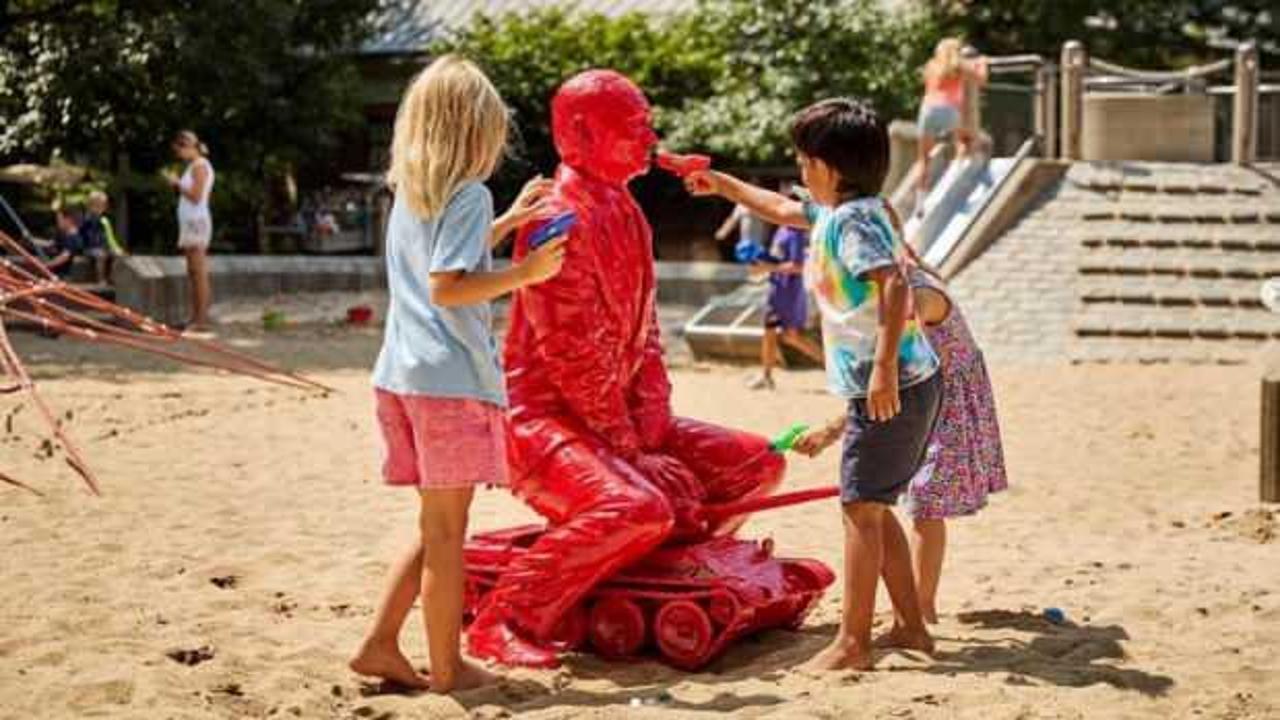 ABD’de çocuk parkına Putin heykeli dikildi