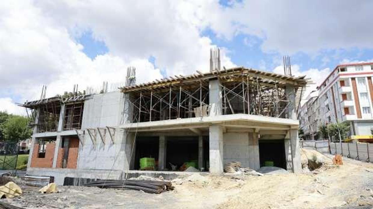 Esentepe Gen&ccedil;lik, Spor ve Engelliler Merkezi hızla y&uuml;kseliyor!