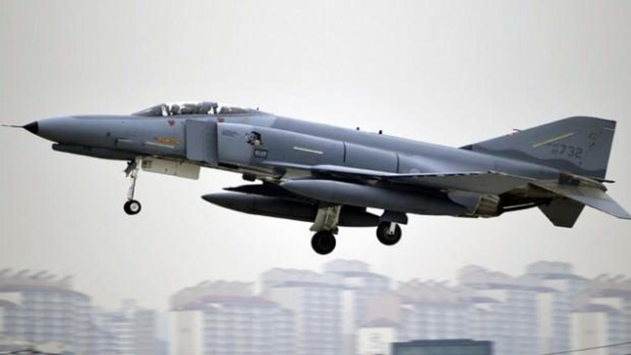 Güney Kore savaş uçağı Sarı Deniz’e çakıldı