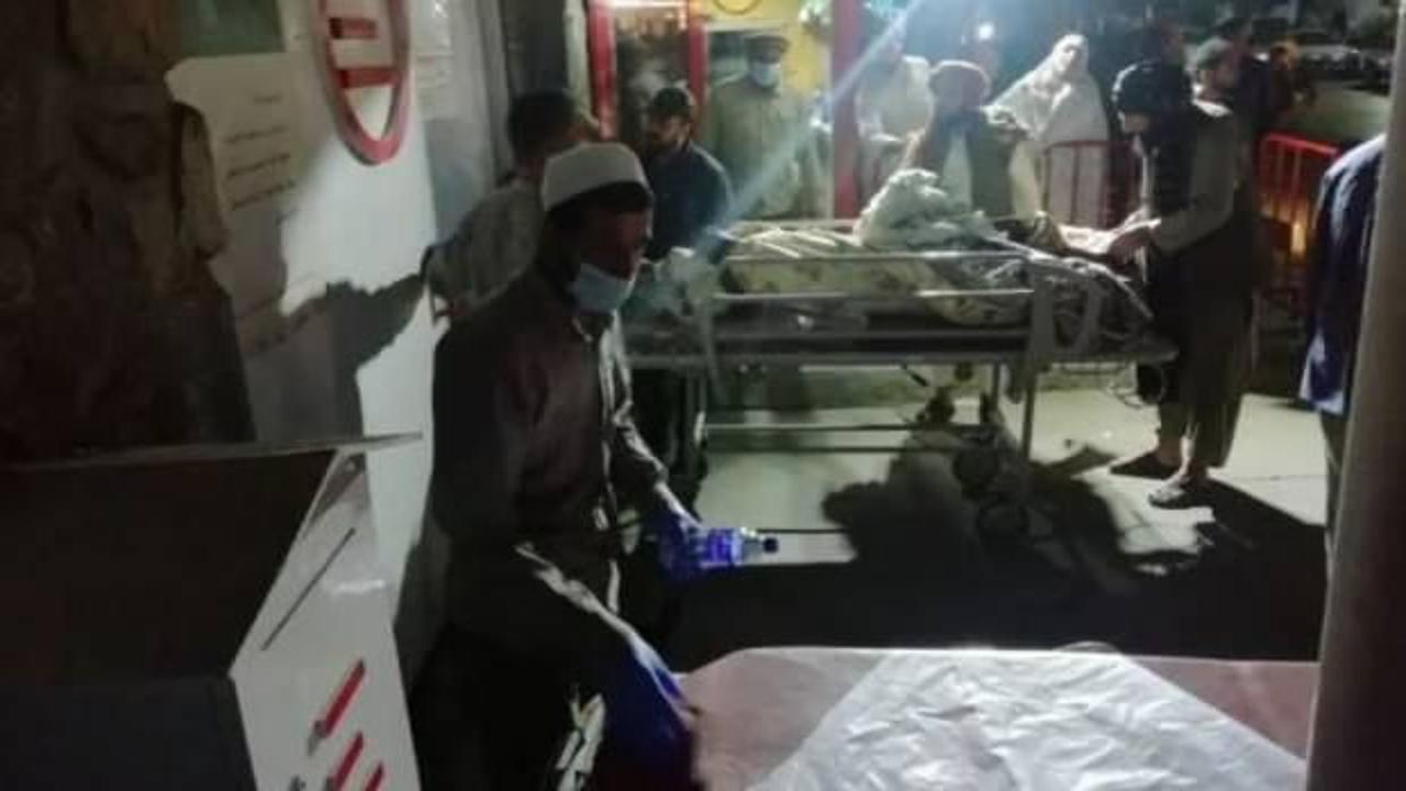 Afganistan'da camide şiddetli patlama: Ölü ve yaralılar var!