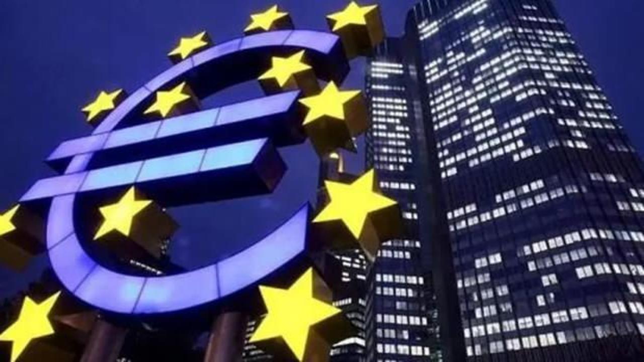 Euro Bölgesi beklentilerin altında büyüdü
