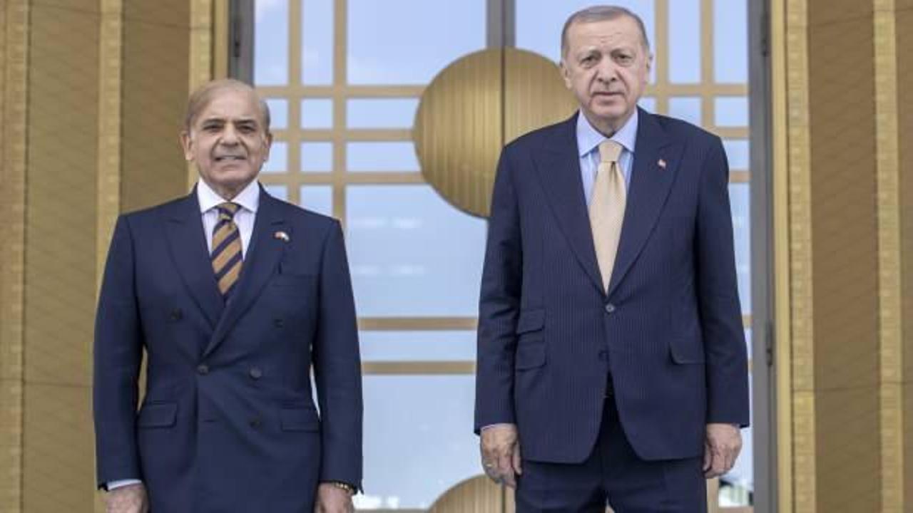 Başkan Erdoğan'dan Pakistan Başbakanı Şerif'e: Her t&uuml;rl&uuml; desteği vermeye hazırız