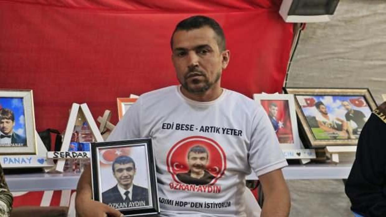 Evlat nöbetindeki baba: Oğlum 15 yaşındayken HDP tarafından kandırıldı