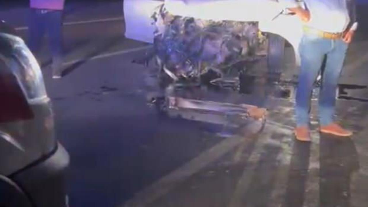 Batman&rsquo;da yola inen domuz s&uuml;r&uuml;s&uuml; kazaya neden oldu: 4 yaralı