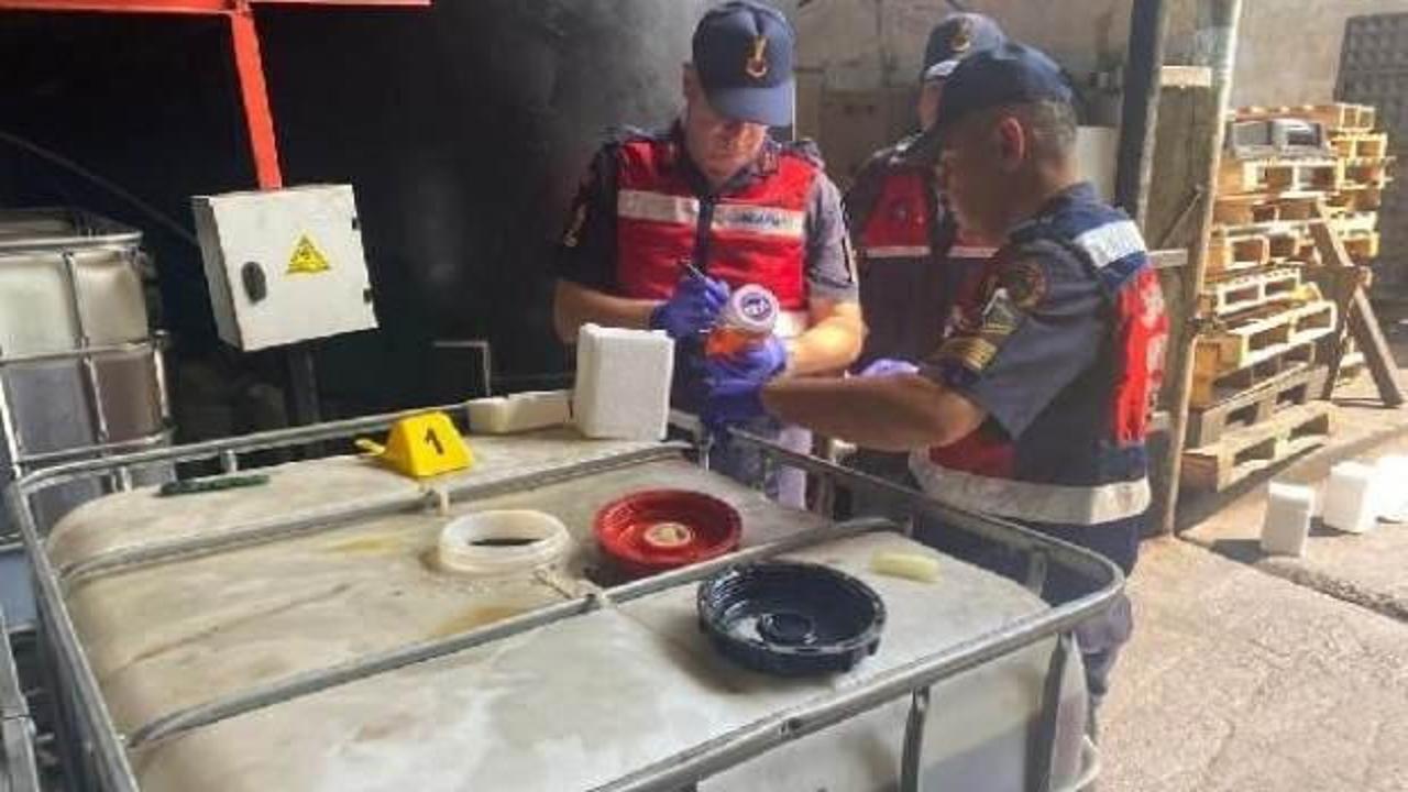 Binlerce litre sahte motor yağı ele ge&ccedil;irildi