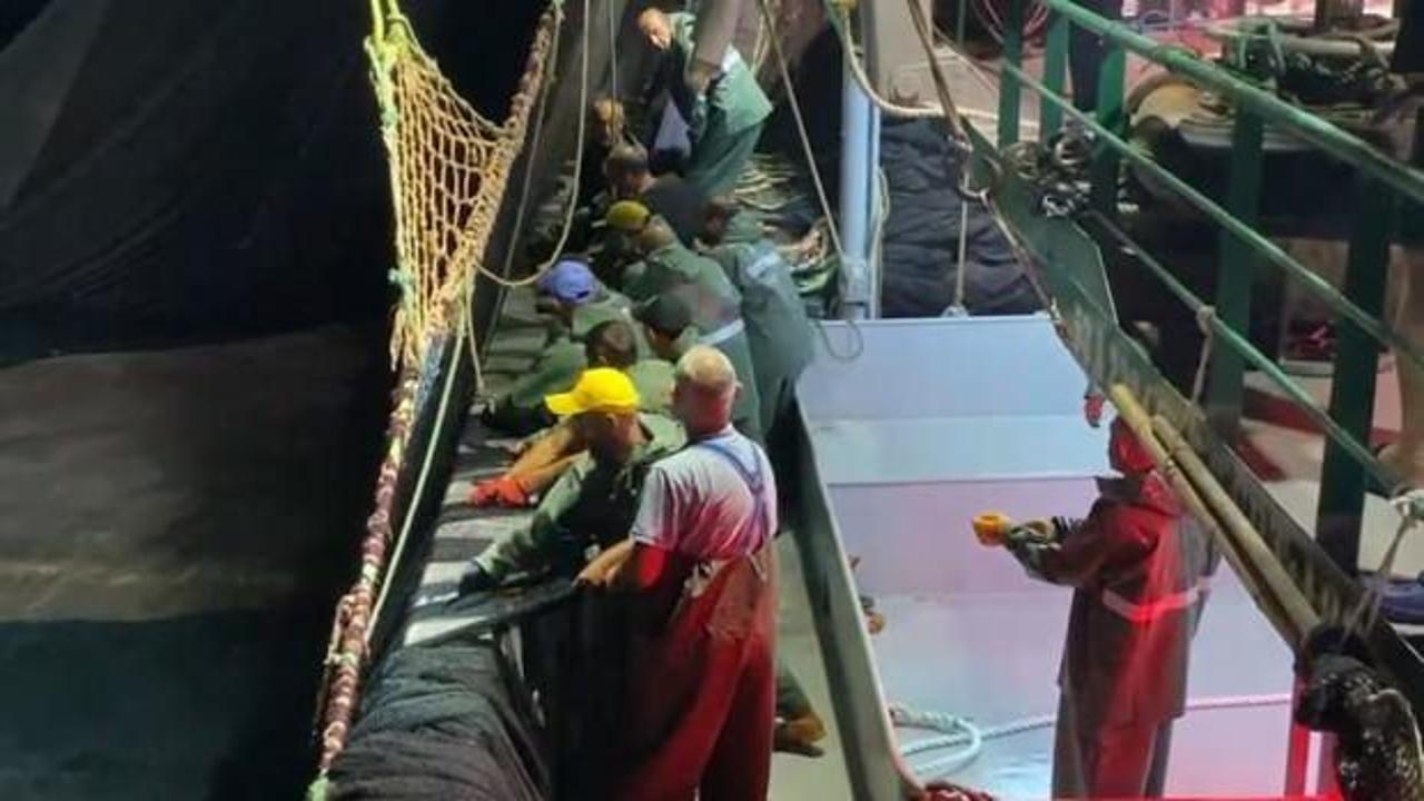 Rizeli balıkçıların denizdeki ilk günü bereketli geçti