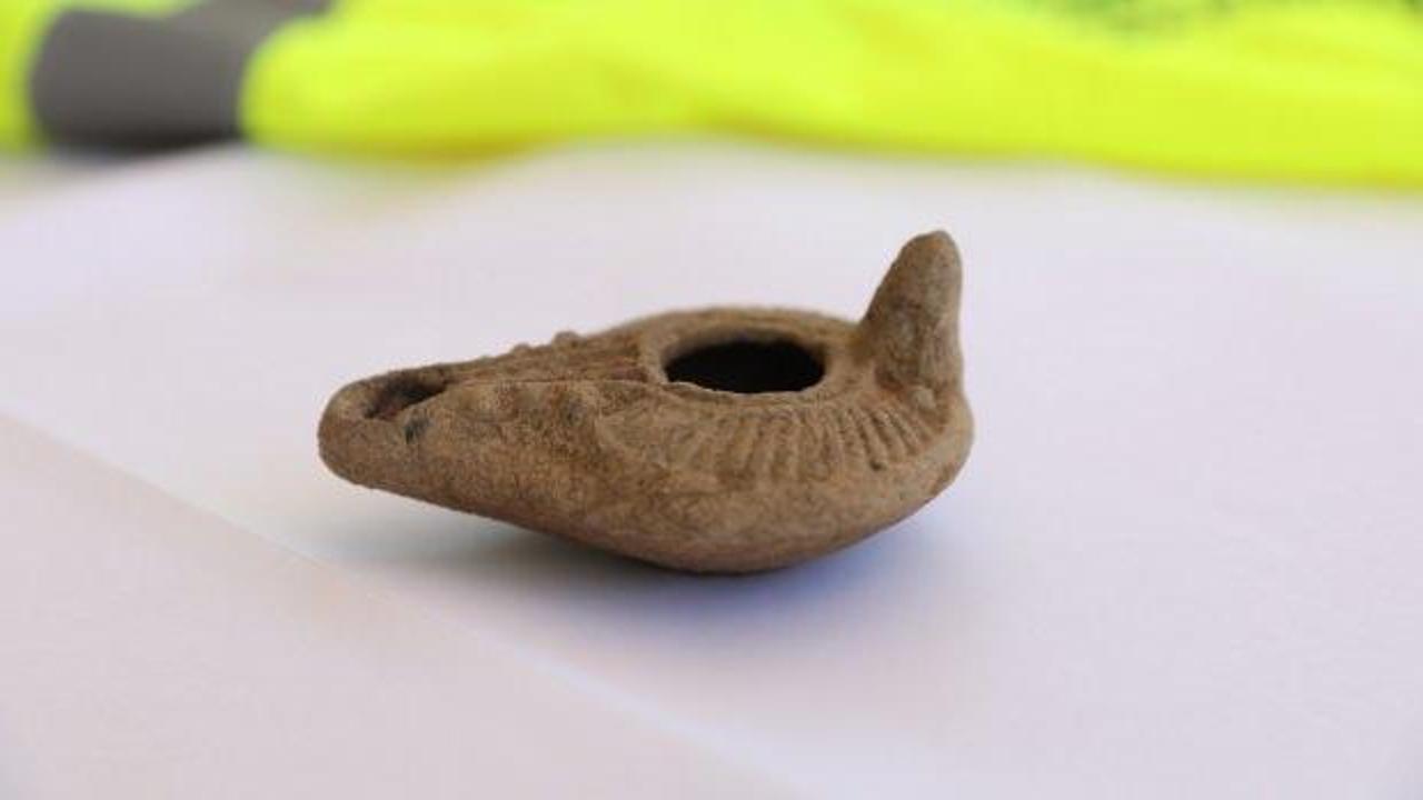 UNESCO tescilli tarihi surlarda bin 500 yıllık kandil keşfedildi