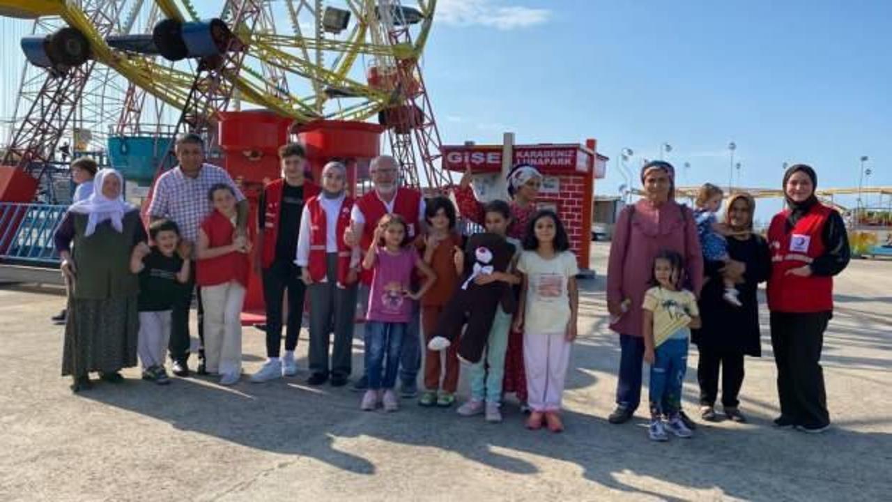 Zonguldak T&uuml;rk Kızılay'ı Devrek Temsilciliği &lsquo;engelli &ccedil;ocukları&rsquo; sevindirdi