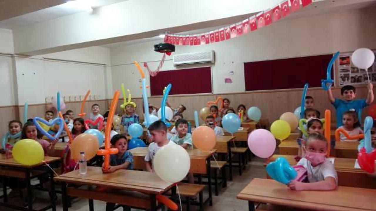 Adana&rsquo;da &lsquo;mini mini birlerin&rsquo; okul heyecanı