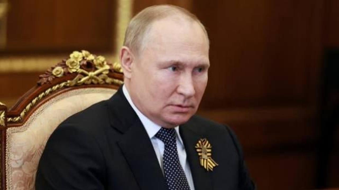 "Putin'in aracına bombalı saldırı düzenlendi" haberi asparagas