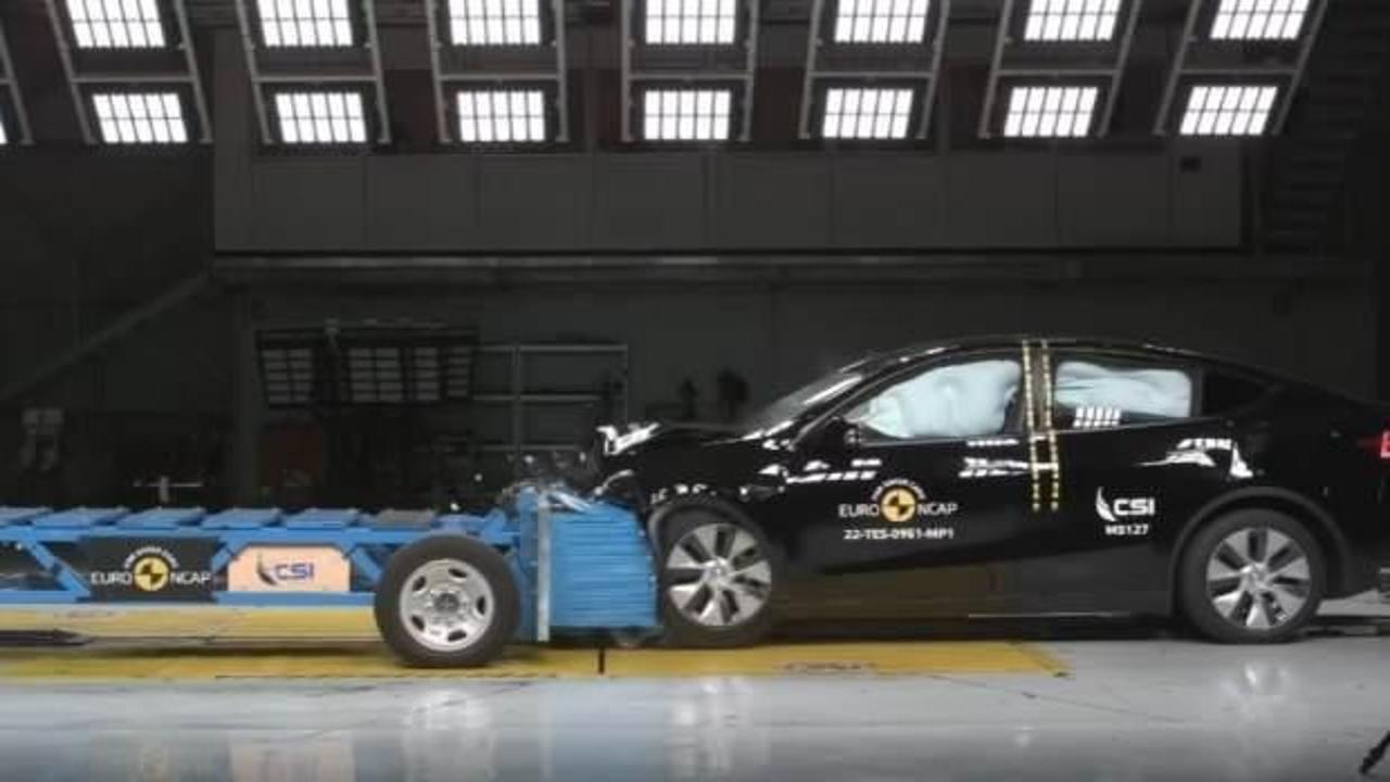 Tesla Model Y, Euro NCAP'ten 5 yıldız aldı