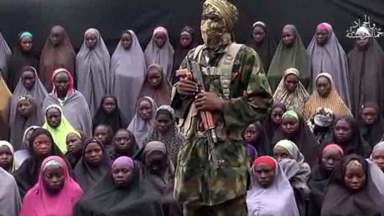 Boko Haram'ın kaçırdığı 98 kız öğrenciden hala haber alınamıyor