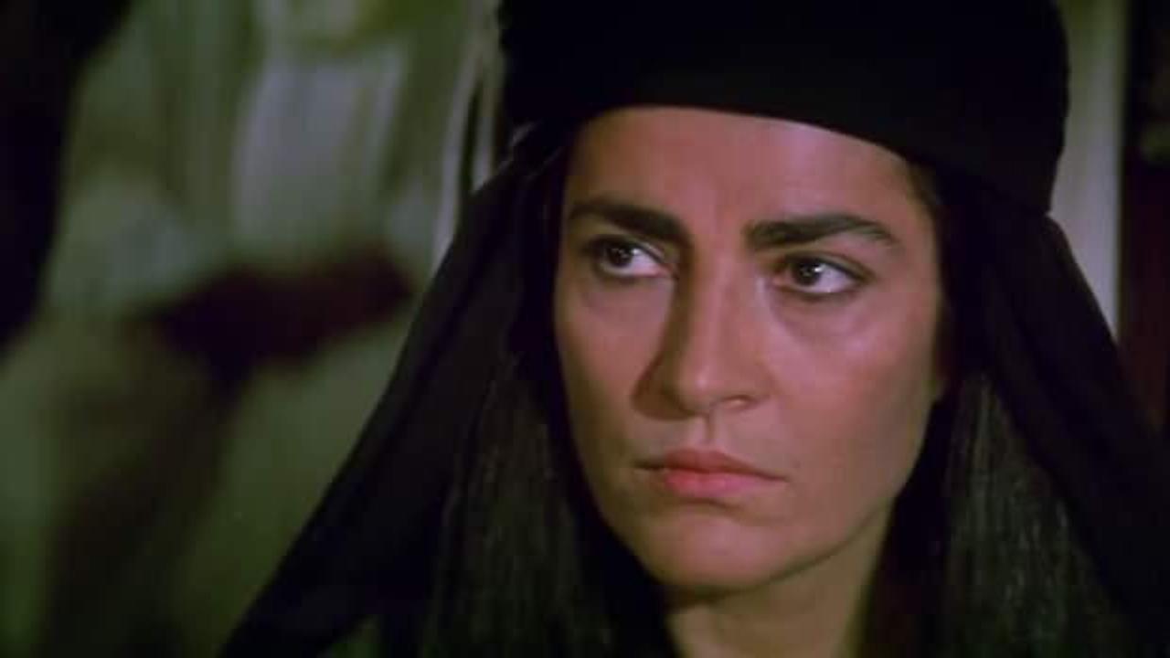 Çağrı filminde 'Hind bint Utbe'yi canlandırmıştı: Irene Papas hayatını kaybetti