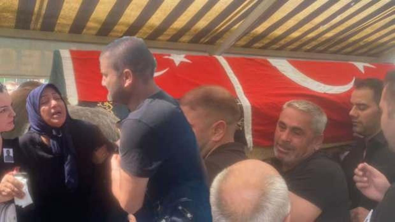 Hasta tarafından &ouml;ld&uuml;r&uuml;len g&uuml;venlik g&ouml;revlisi toprağa verildi! Annesi: "İdam edilsin"