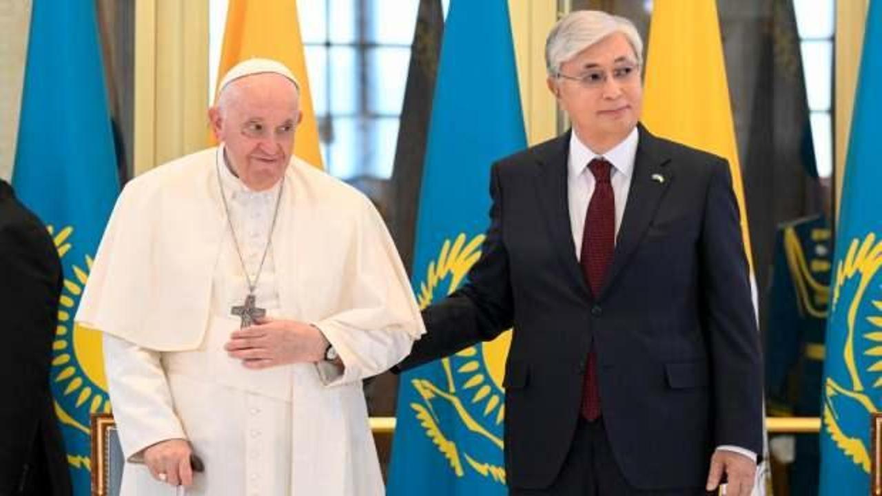 Papa Francis 3 günlük resmi ziyaret için Kazakistan’da